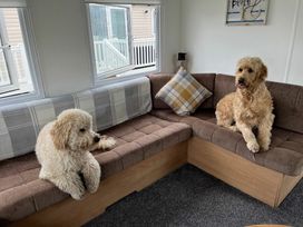 Lido Beach Holiday Park - Holiday Accommodation 22020 - North Wales - 1188393 - thumbnail photo 12