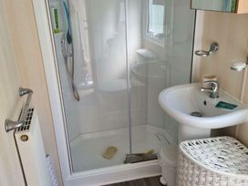 Bryn Morfa - Holiday Accommodation 22021 - North Wales - 1188394 - thumbnail photo 13
