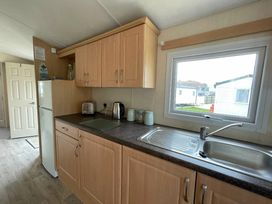 Pendine Sands - Holiday Accommodation 22023 - South Wales - 1188396 - thumbnail photo 2