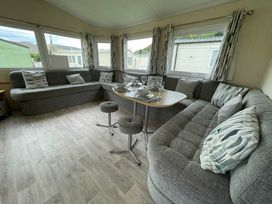 Pendine Sands - Holiday Accommodation 22023 - South Wales - 1188396 - thumbnail photo 5