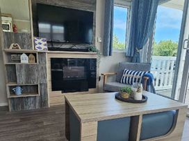 Presthaven Beach Resort - Holiday Accommodation 22043 - North Wales - 1188411 - thumbnail photo 14