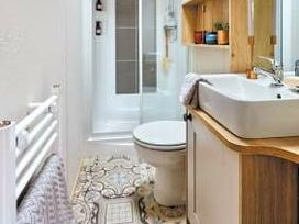 Swanage Bay View - Holiday Accommodation 22045 - Dorset - 1188413 - thumbnail photo 9