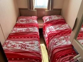 Coastfield Holiday Village - Holiday Accommodation 22055 - Lincolnshire - 1188420 - thumbnail photo 12