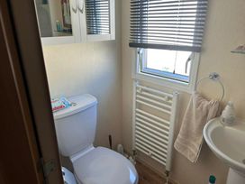 Coastfield Holiday Village - Holiday Accommodation 22055 - Lincolnshire - 1188420 - thumbnail photo 13