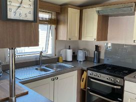 Kiln Park Holiday Park - Holiday Accommodation 22056 - South Wales - 1188421 - thumbnail photo 3