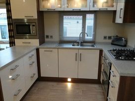 Rockley Park - Holiday Accommodation 2206 - Dorset - 1188425 - thumbnail photo 6