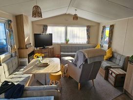 Trevella Park - Holiday Accommodation 22065 - Cornwall - 1188429 - thumbnail photo 2