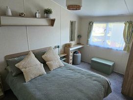 Trevella Park - Holiday Accommodation 22065 - Cornwall - 1188429 - thumbnail photo 4