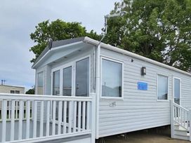 Skipsea Sands Holiday Park - Holiday Accommodation 22066 - North Yorkshire (incl. Whitby) - 1188430 - thumbnail photo 1