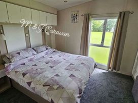 Skipsea Sands Holiday Park - Holiday Accommodation 22066 - North Yorkshire (incl. Whitby) - 1188430 - thumbnail photo 4