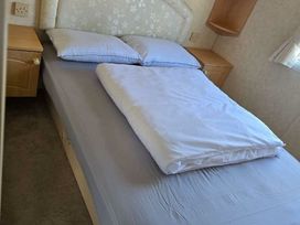 Coral Beach - Holiday Accommodation 22067 - Lincolnshire - 1188431 - thumbnail photo 4