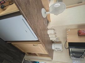 Coral Beach - Holiday Accommodation 22067 - Lincolnshire - 1188431 - thumbnail photo 13