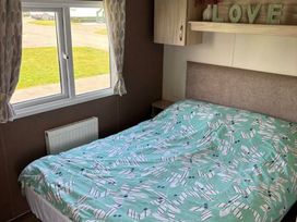 Thornwick Bay Holiday Village - Holiday Accommodation 22068 - North Yorkshire (incl. Whitby) - 1188432 - thumbnail photo 9