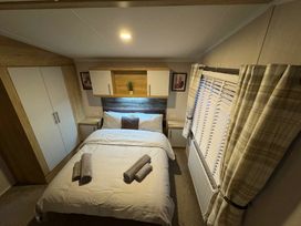 Penally Court - Holiday Accommodation 22069 - South Wales - 1188433 - thumbnail photo 6