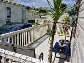 Lido Beach Holiday Park - Holiday Accommodation 22083 - North Wales - 1188444 - thumbnail photo 7