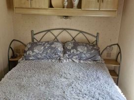 Lido Beach Holiday Park - Holiday Accommodation 22083 - North Wales - 1188444 - thumbnail photo 8