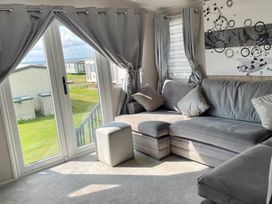 Red Lion Holiday Park - Holiday Accommodation 22085 - Scottish Lowlands - 1188445 - thumbnail photo 3