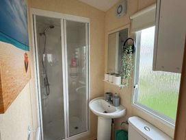 Palins Holiday Park - Holiday Accommodation 22086 - North Wales - 1188446 - thumbnail photo 10
