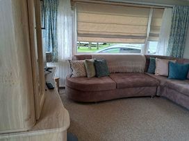 Sand Le Mere Holiday Village - Holiday Accommodation 22091 - North Yorkshire (incl. Whitby) - 1188449 - thumbnail photo 4