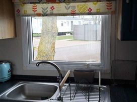 Sand Le Mere Holiday Village - Holiday Accommodation 22091 - North Yorkshire (incl. Whitby) - 1188449 - thumbnail photo 9