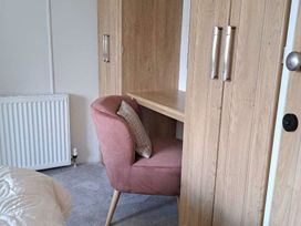 Sand Le Mere Holiday Village - Holiday Accommodation 22091 - North Yorkshire (incl. Whitby) - 1188449 - thumbnail photo 12