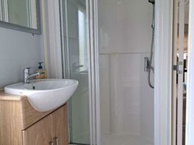 Sand Le Mere Holiday Village - Holiday Accommodation 22091 - North Yorkshire (incl. Whitby) - 1188449 - thumbnail photo 14