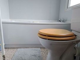 Sand Le Mere Holiday Village - Holiday Accommodation 22091 - North Yorkshire (incl. Whitby) - 1188449 - thumbnail photo 15