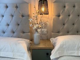 Seal Bay Resort - Holiday Accommodation 22100 - Hampshire - 1188454 - thumbnail photo 13