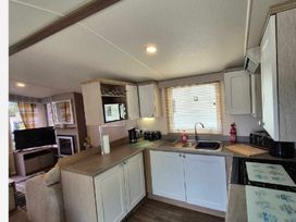 Cleethorpes Beach Holiday Park - Holiday Accommodation 22101 - Lincolnshire - 1188455 - thumbnail photo 5