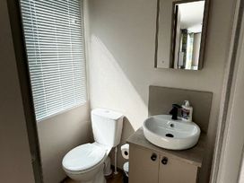 Seven Bays Park (Maribou) - Holiday Accommodation 22103 - Cornwall - 1188457 - thumbnail photo 7