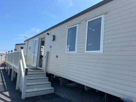 Waterside, Paignton - Holiday Accommodation 22105 - Devon - 1188459 - thumbnail photo 2