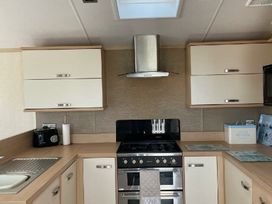 Waterside, Paignton - Holiday Accommodation 22105 - Devon - 1188459 - thumbnail photo 4