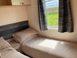 Waterside, Paignton - Holiday Accommodation 22105 - Devon - 1188459 - thumbnail photo 9