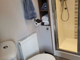 Lido Beach Holiday Park - Holiday Accommodation 22107 - North Wales - 1188460 - thumbnail photo 8