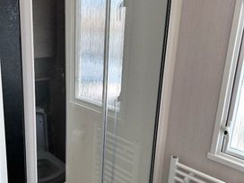 Marton Mere Holiday Village - Holiday Accommodation 22109 - Lake District - 1188461 - thumbnail photo 10