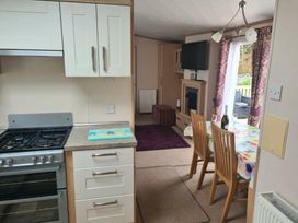 Kiln Park Holiday Park - Holiday Accommodation 22111 - South Wales - 1188462 - thumbnail photo 2