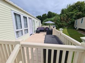 Kiln Park Holiday Park - Holiday Accommodation 22111 - South Wales - 1188462 - thumbnail photo 12