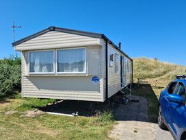 Perran Sands - Holiday Accommodation 22113 - Cornwall - 1188464 - thumbnail photo 9