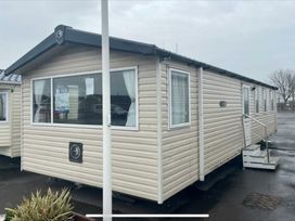 Golden Palm Resort - Holiday Accommodation 22115 - Lincolnshire - 1188466 - thumbnail photo 7