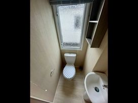 Golden Palm Resort - Holiday Accommodation 22115 - Lincolnshire - 1188466 - thumbnail photo 12