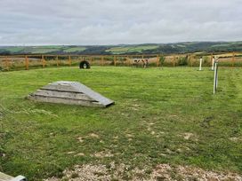 Pentire Costal Holiday Park - Holiday Accommodation 22118 - Cornwall - 1188469 - thumbnail photo 12