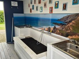 Pentire Costal Holiday Park - Holiday Accommodation 22118 - Cornwall - 1188469 - thumbnail photo 14