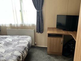 Marton Mere Holiday Village - Holiday Accommodation 22124 - Lake District - 1188474 - thumbnail photo 7