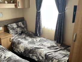 Marton Mere Holiday Village - Holiday Accommodation 22124 - Lake District - 1188474 - thumbnail photo 9