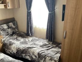 Marton Mere Holiday Village - Holiday Accommodation 22124 - Lake District - 1188474 - thumbnail photo 11