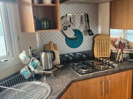 Pengarreg Caravan Park - Holiday Accommodation 22129 - Mid Wales - 1188479 - thumbnail photo 5
