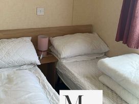 Lyons Robin Hood - Holiday Accommodation 22140 - North Wales - 1188490 - thumbnail photo 2