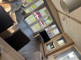 Trecco Bay - Holiday Accommodation 22141 - Somerset & Wiltshire - 1188491 - thumbnail photo 5