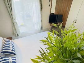 Billing Aquadrome - Holiday Accommodation 22143 -  - 1188492 - thumbnail photo 8