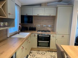 Wild Duck Holiday Park - Holiday Accommodation 22146 - Norfolk - 1188495 - thumbnail photo 2